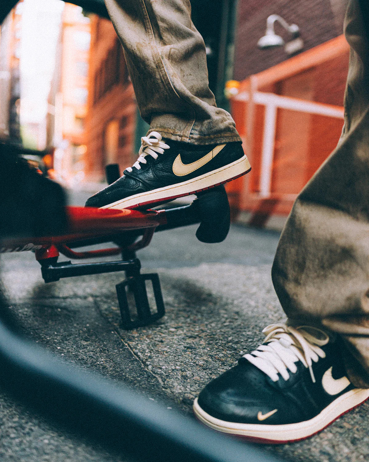 JOIN THE CLUB.
STAY AHEAD.
